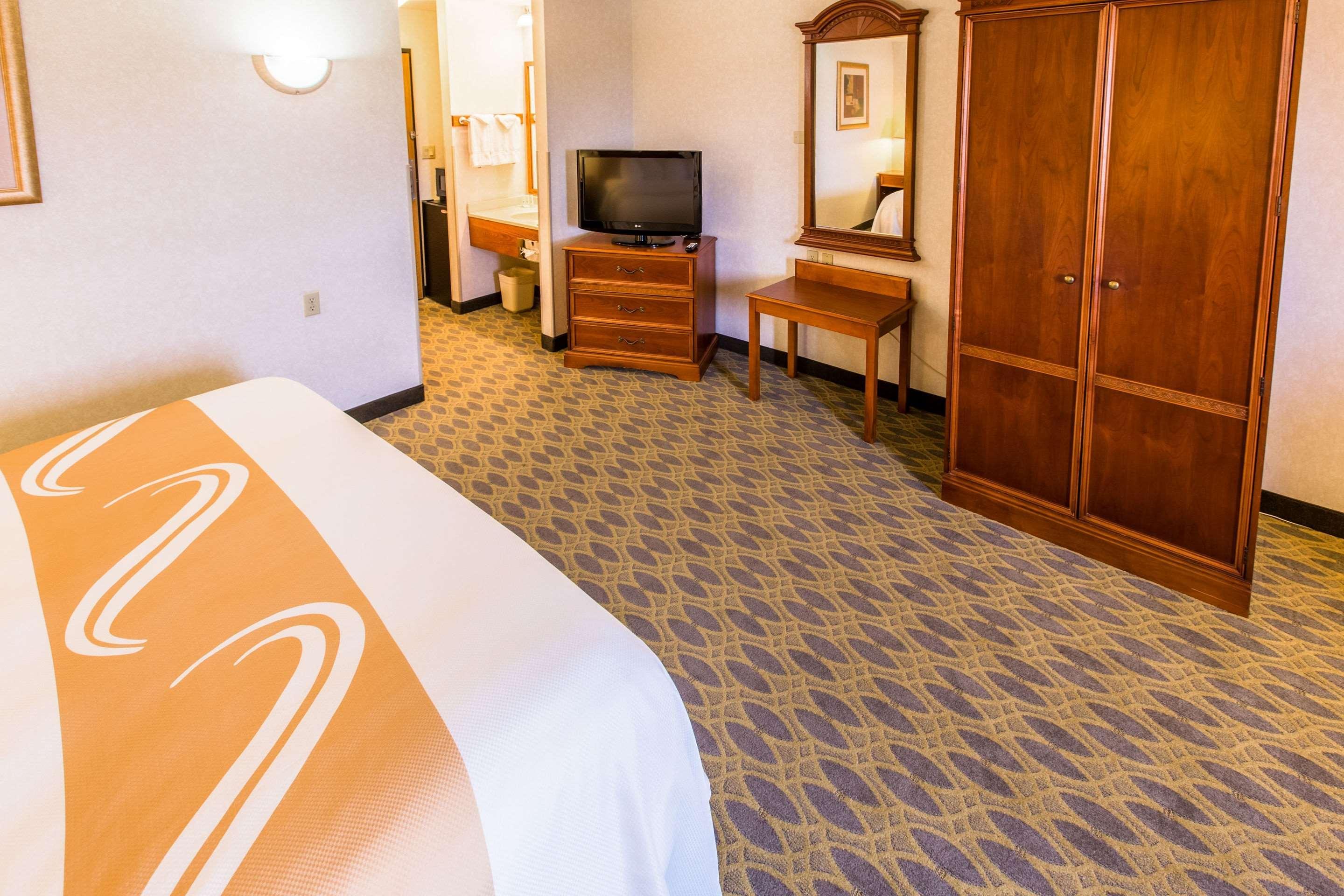 Quality Inn & Suites University Laramie Extérieur photo