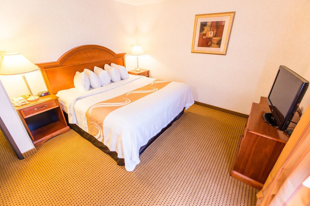 Quality Inn & Suites University Laramie Extérieur photo