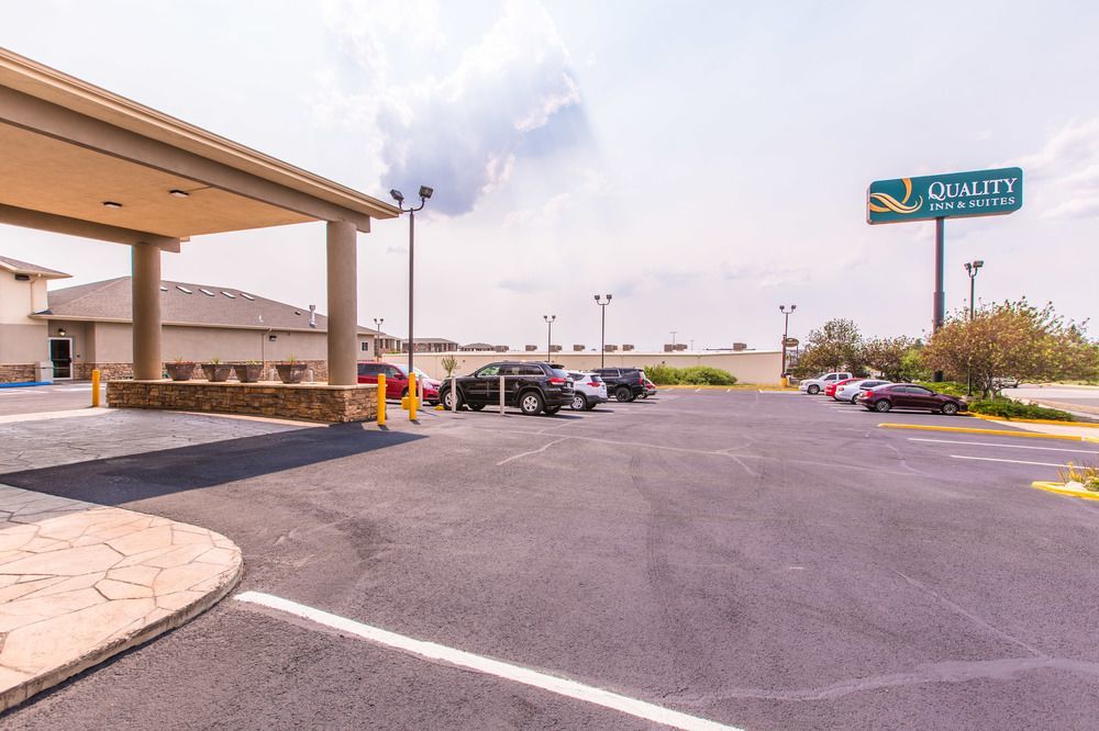 Quality Inn & Suites University Laramie Extérieur photo