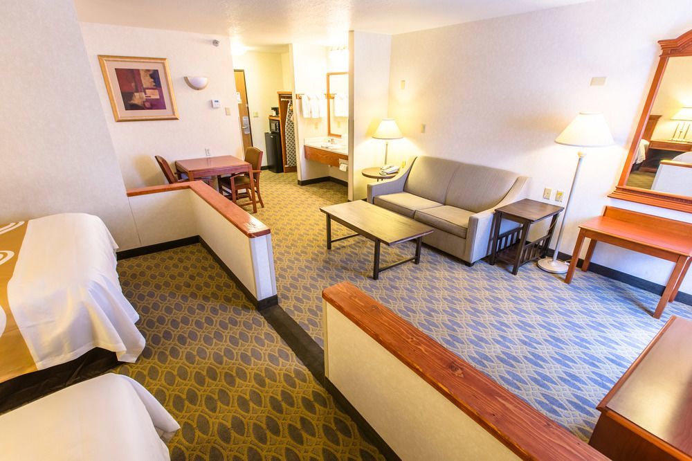 Quality Inn & Suites University Laramie Extérieur photo